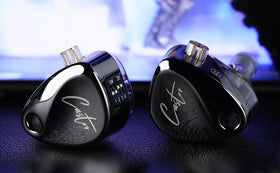 EZ EAR KZ Castor dual-dynamic drivers close-up emphasizing rich, detailed sound