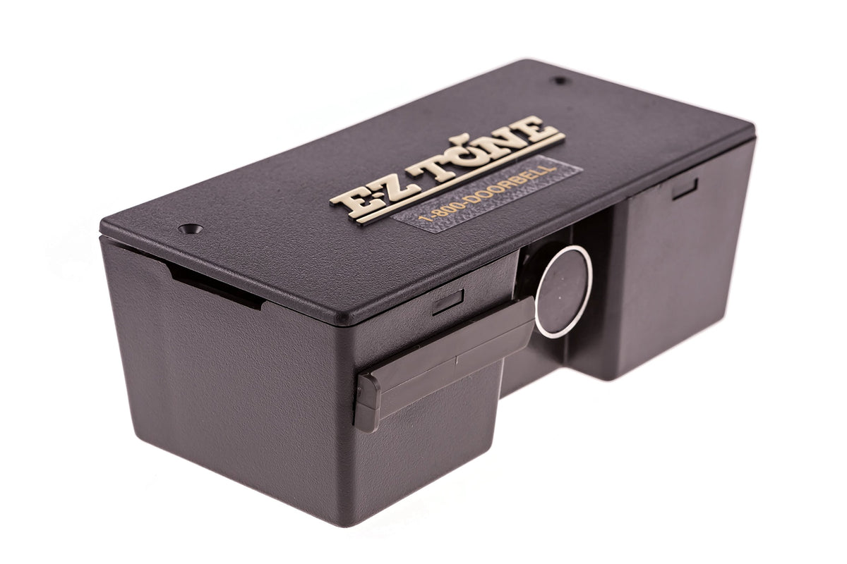 EZ Tone entrada Alerta front-mounted on door frame showing easy installation benefit