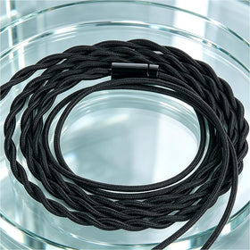 FAAEAL cable uses oxygen-free copper or silver-plated conductors to minimize signal loss