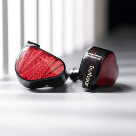 Fanmusic TRUTHEAR ZERO:RED copper-plated silver cable for stronger signal and durability.
