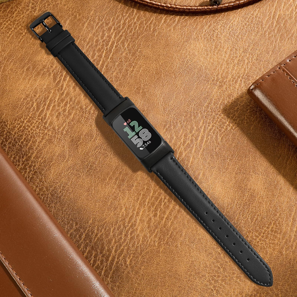 Farluya close-up of genuine leather texture highlighting softness and breathable comfort