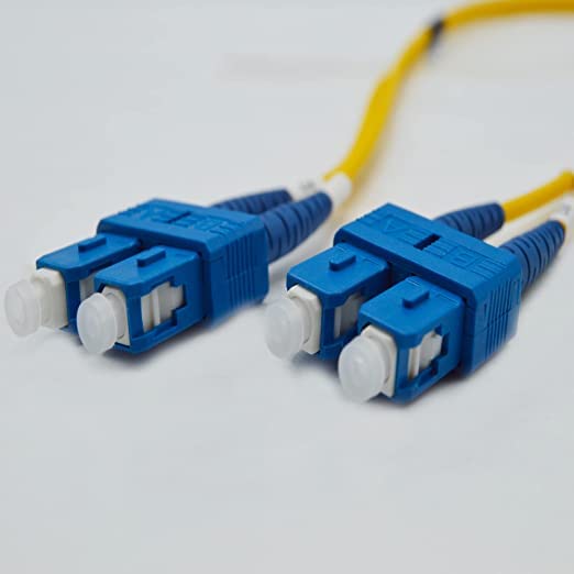 FCD Corning OS2 core and ceramic ferrules ensure precise, low-loss connections