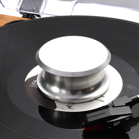 FEMELI cotton felt bottom protects record labels while distributing weight evenly