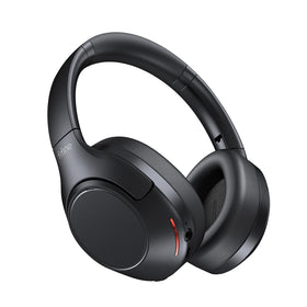 FIFINE X3 front view highlighting sleek black finish and comfortable fit