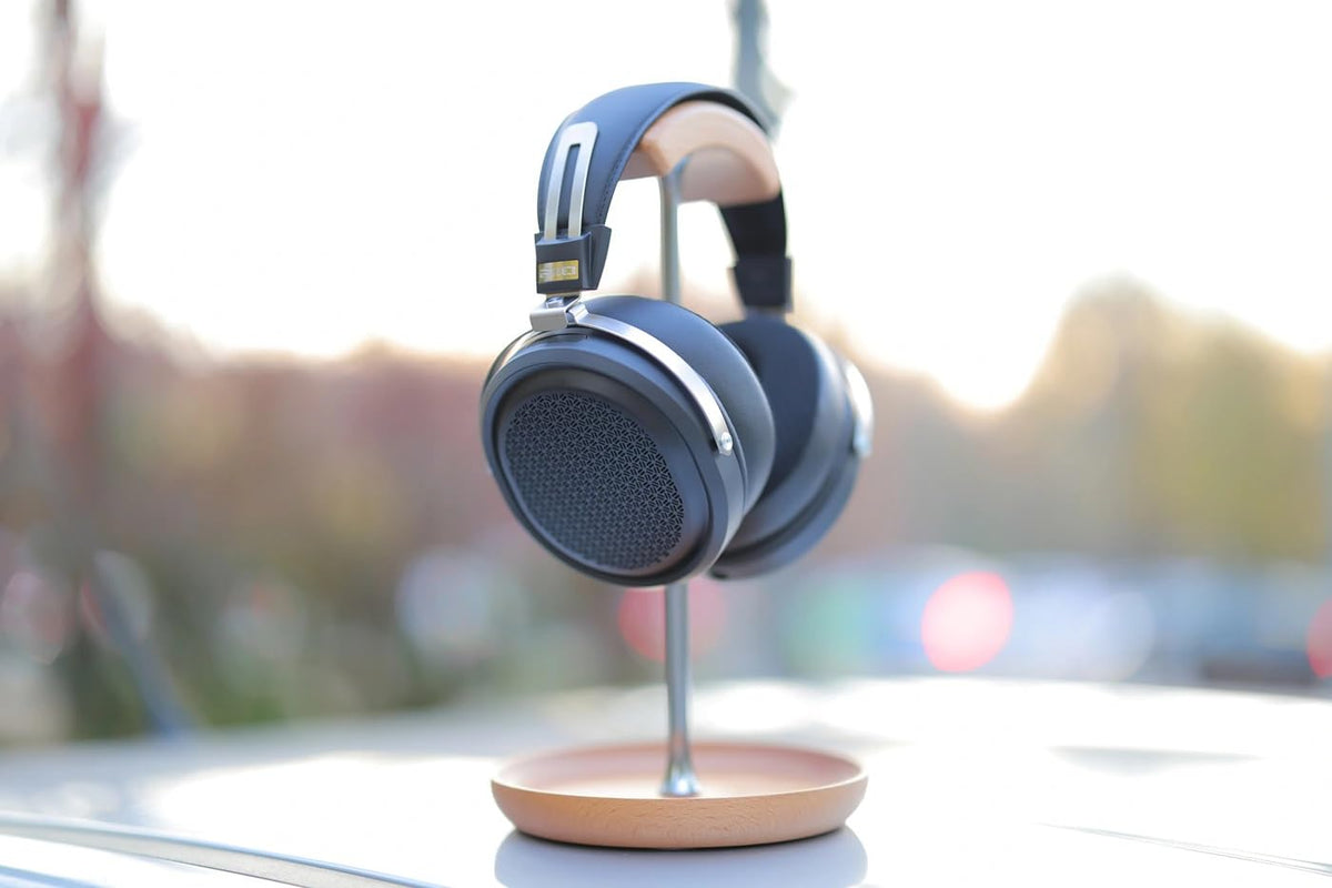 FiiO FT1 Pro 1μm diaphragm close-up highlighting ultra-thin design for precise playback.
