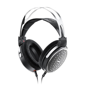 FiiO JT3 with 50mm driver delivers a wide soundstage and detailed bass.