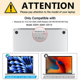 FILMEXT MacBook Air 15 compact packaging with cleaning kit.