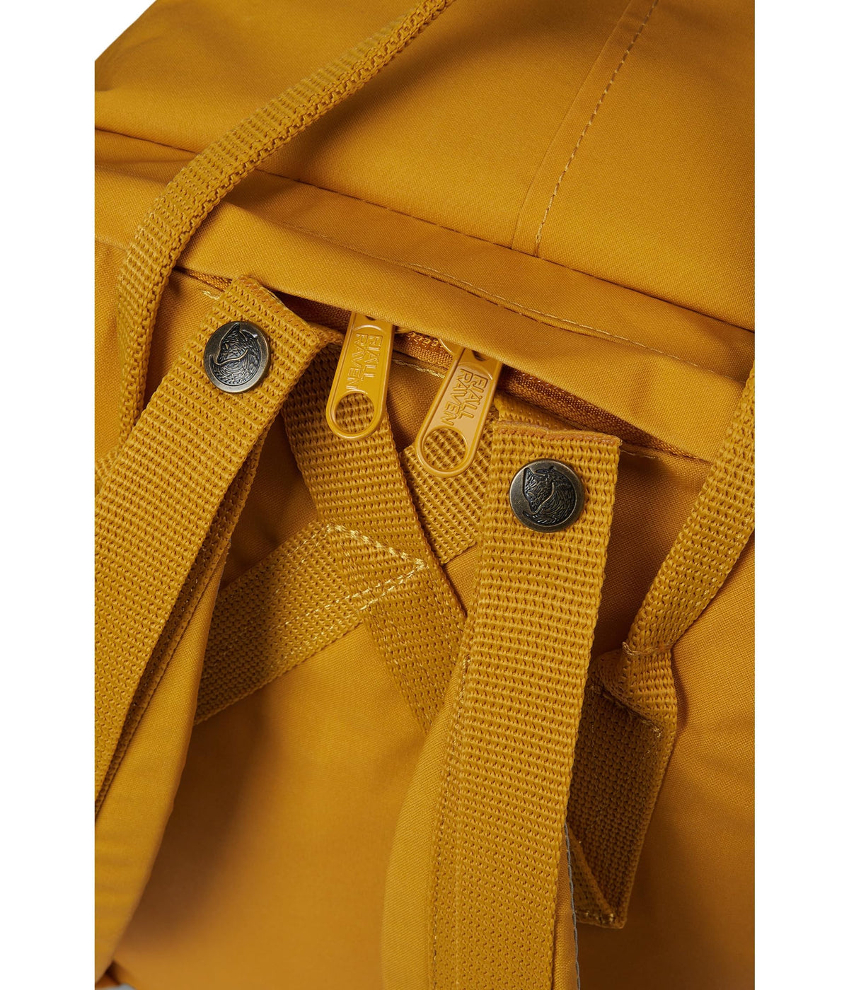 Fjällräven Kanken Laptop 15 Ochre laptop slot safely fits a device