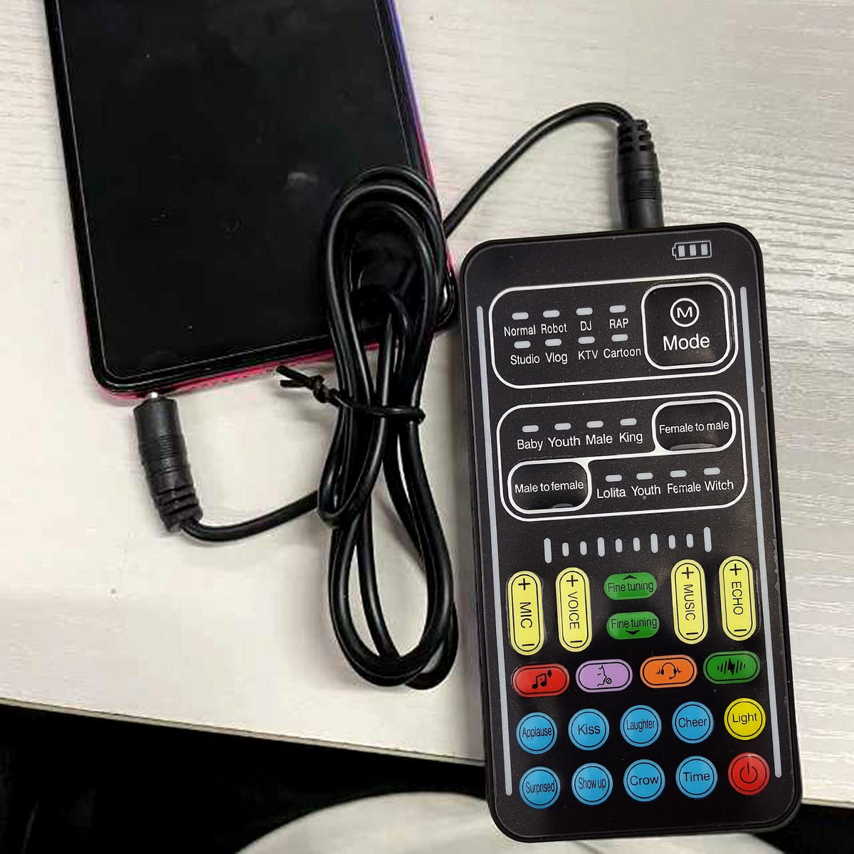 Flylin connection ports for USB and 3.5mm ensure easy setup.