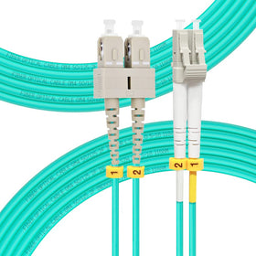 FlyPROFiber 10m SC-LC OM4 patch cable ready for 40G/100G.