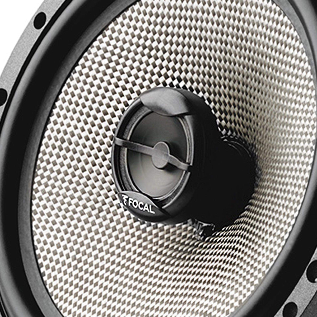 Focal 165AC compact size fits standard car doors for versatile applications.