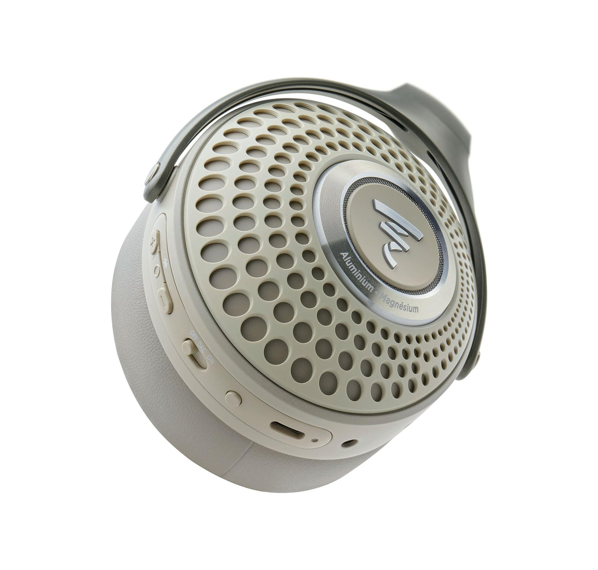 Focal Bathys charging ports illustrating versatile connectivity