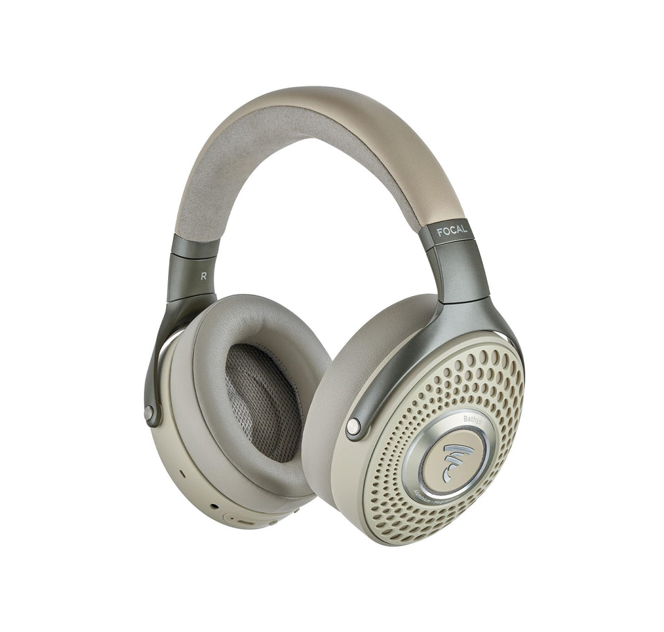 Focal Bathys front view showing premium build and matte finish for travel style