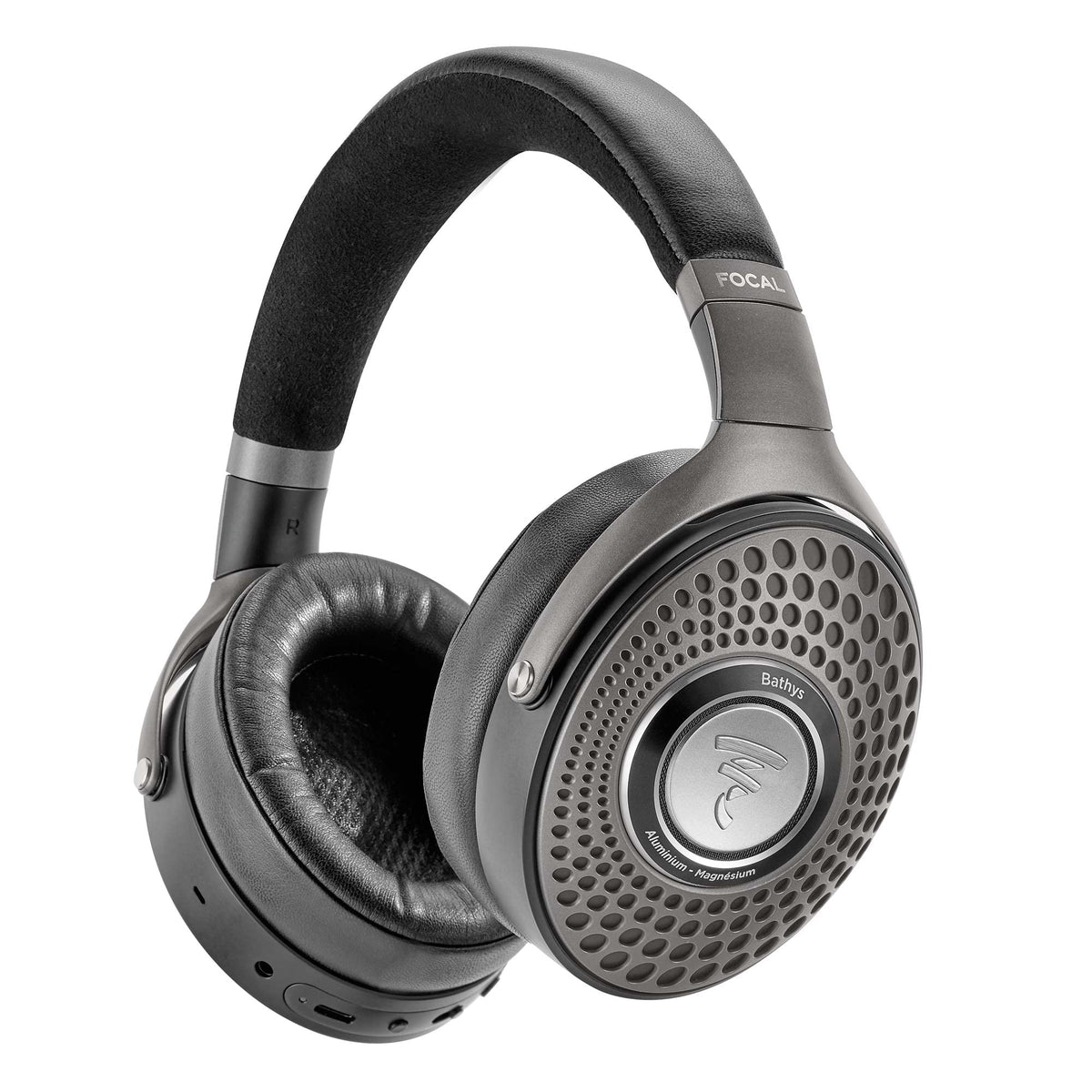 Focal Bathys front view shows premium leather headband for comfort