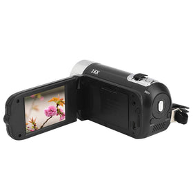Focket teens and beginners using the camcorder for daily vlogging