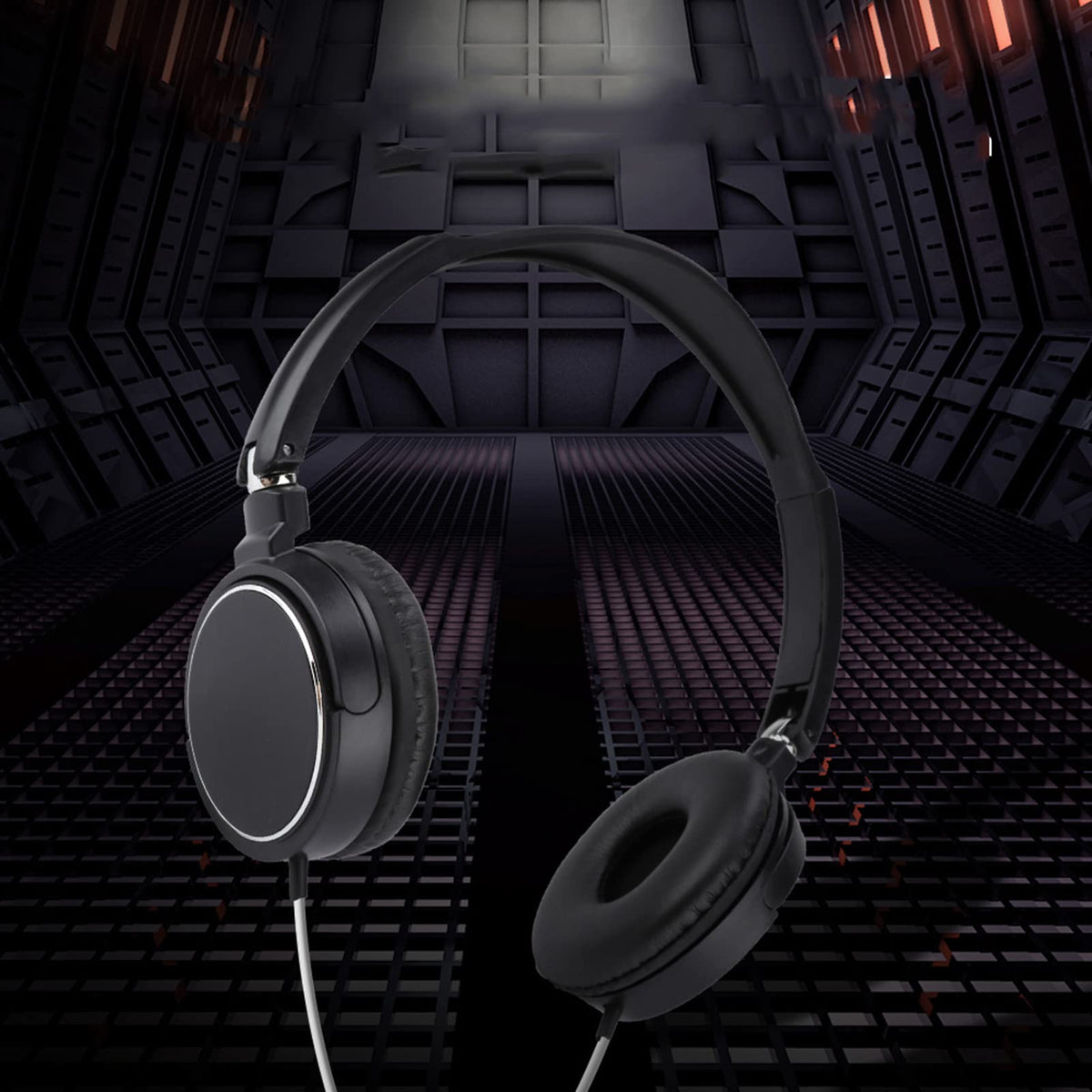 FOSA adjustable headband mechanism demonstrating custom fit benefit