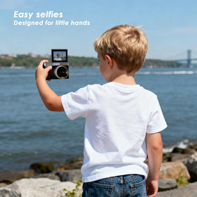 Frelisty 2-inch flip screen in selfie mode helping perfect framing and vlogging