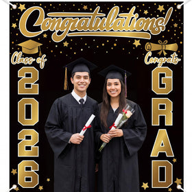 Frienda graduation photo booth backdrop ideal for ceremonies and parties.