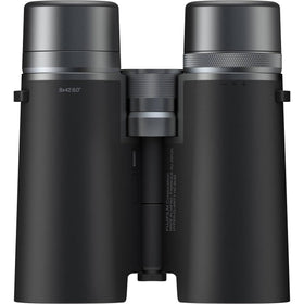 Advanced optics reduce chromatic aberration for clearer viewing.