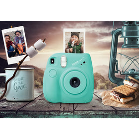 Fujifilm Instax Mini 7+ compact lens cover and hinge convey simple portability