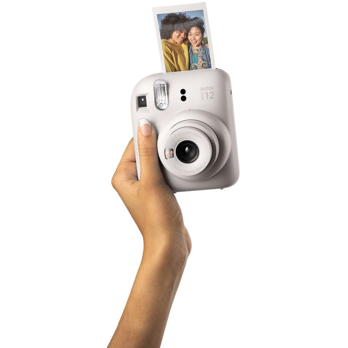AA batteries power quick starts for spontaneous moments.