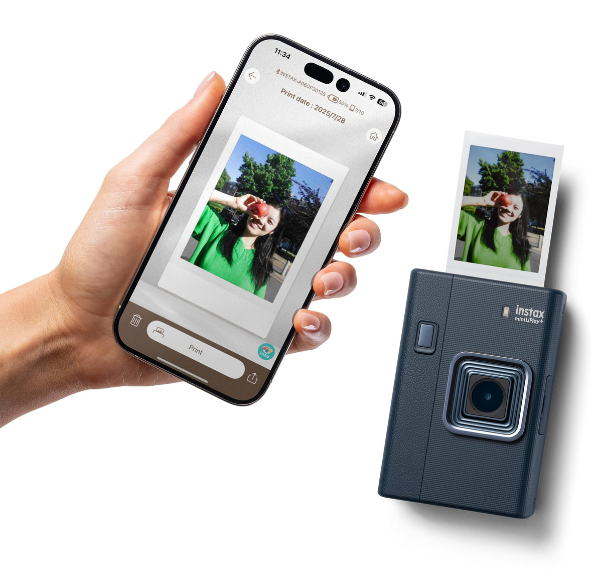 LiPlay+ Layered Photo Mode blends main and selfie shots for creative prints.