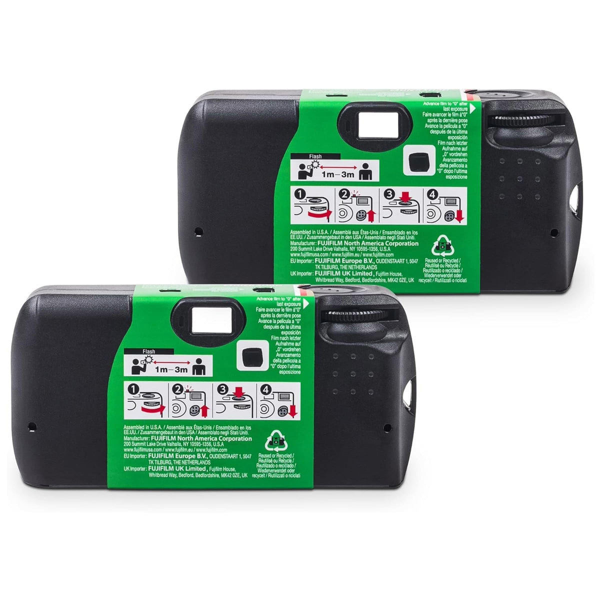 Fujifilm QuickSnap Flash 400 10-foot-flash-range supports low-light moments.