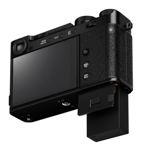 Fujifilm X-E5 40.2MP sensor reveals rich detail and flexible cropping.