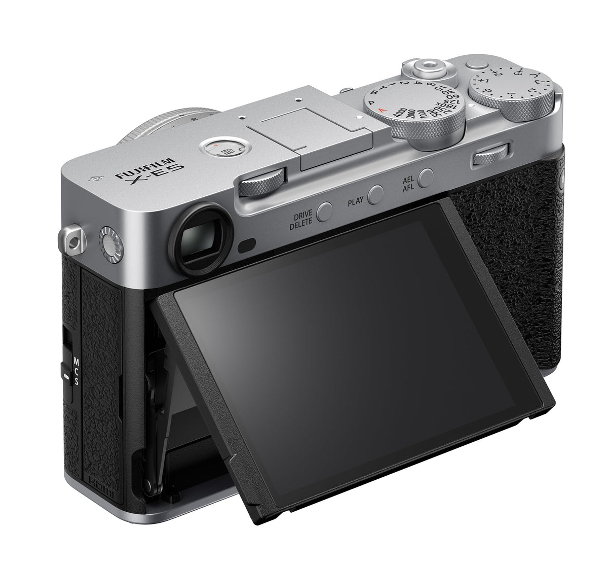 Fujifilm X-E5 film-simulation dial demonstrates fast in-field recipe recall.