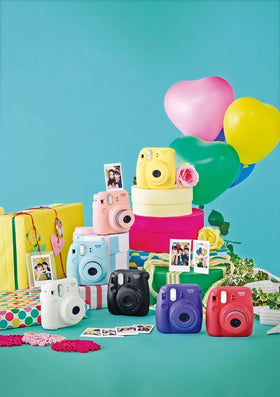 FujiFilm Instax Mini 8 Blue high-key mode enables brighter portraits with a softer look