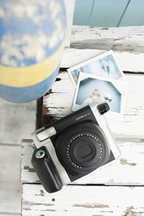 Fujifilm Instax Wide film ISO 800 enhances color depth and natural tones.