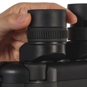Fujinon TS-X1440 rubber armored body provides secure grip in the field.