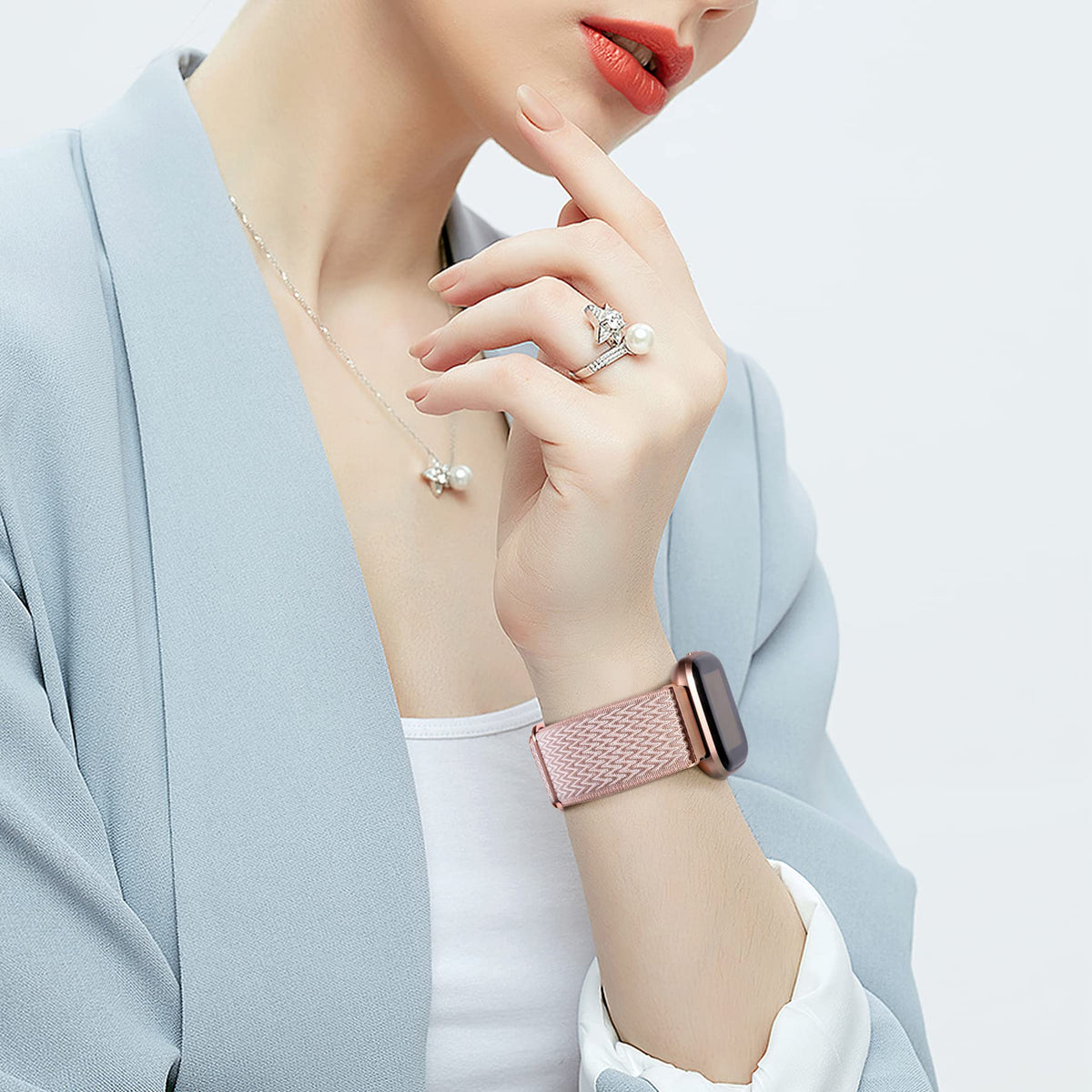 Fuleda adjustable buckle design for versatile wrist sizing