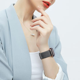 Fuleda Versa band breathable nylon keeps the wrist cool during workouts.