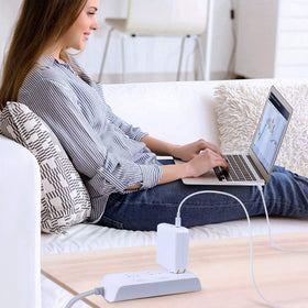 Furgor 118W charger with over-current and over-voltage protection.