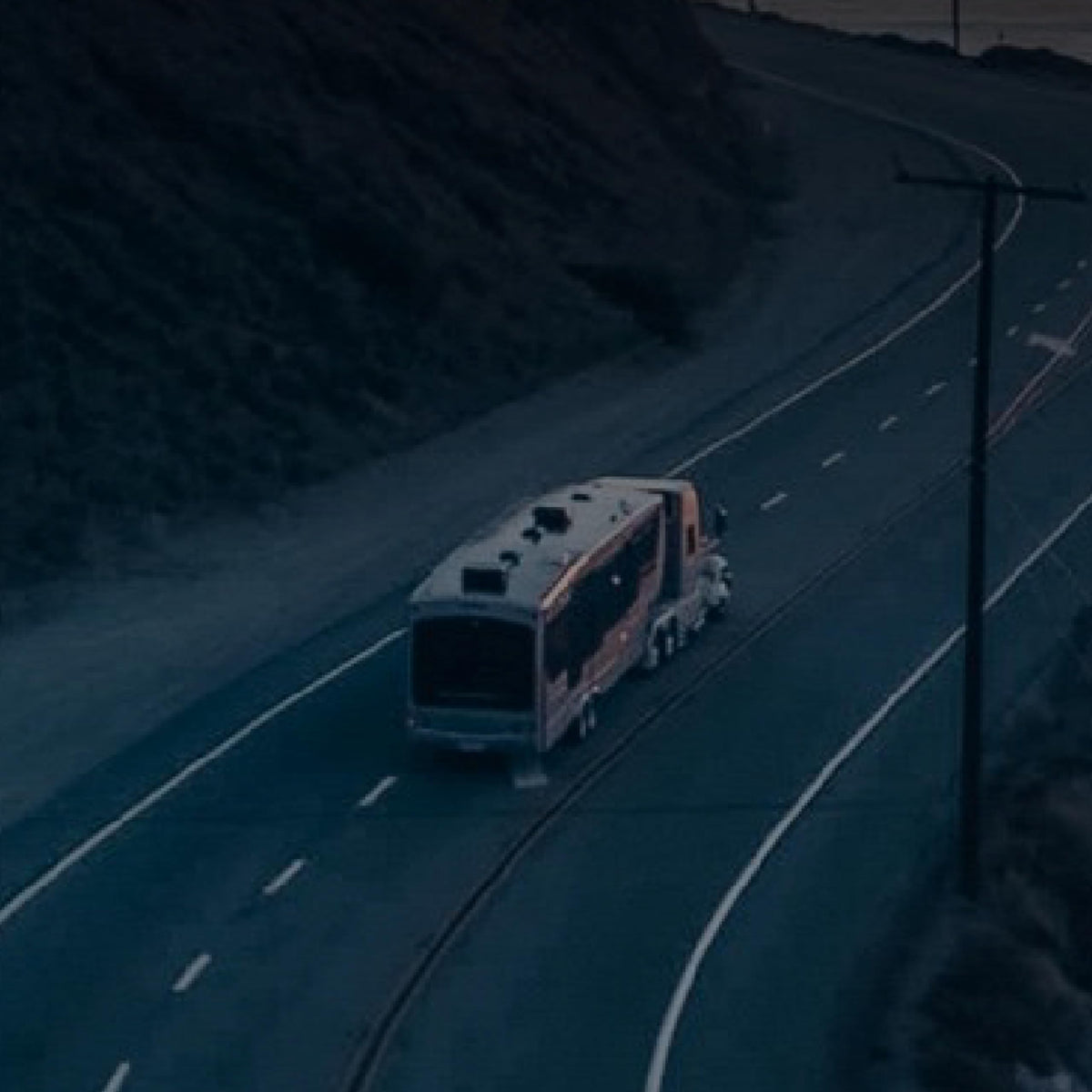 Furrion built-in microphone transmits audio for parking guidance and security.