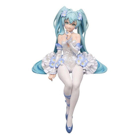 Furyu Hatsune Miku front packaging showing figure and box, collectible display benefit