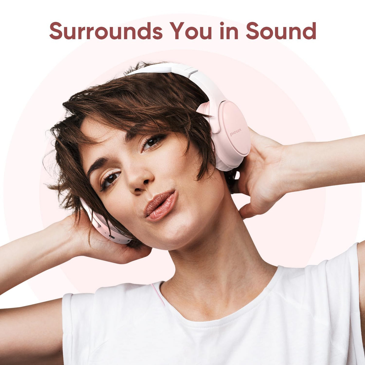 Gankoii Wireless Headphones over-ear design emphasizes long-session comfort.