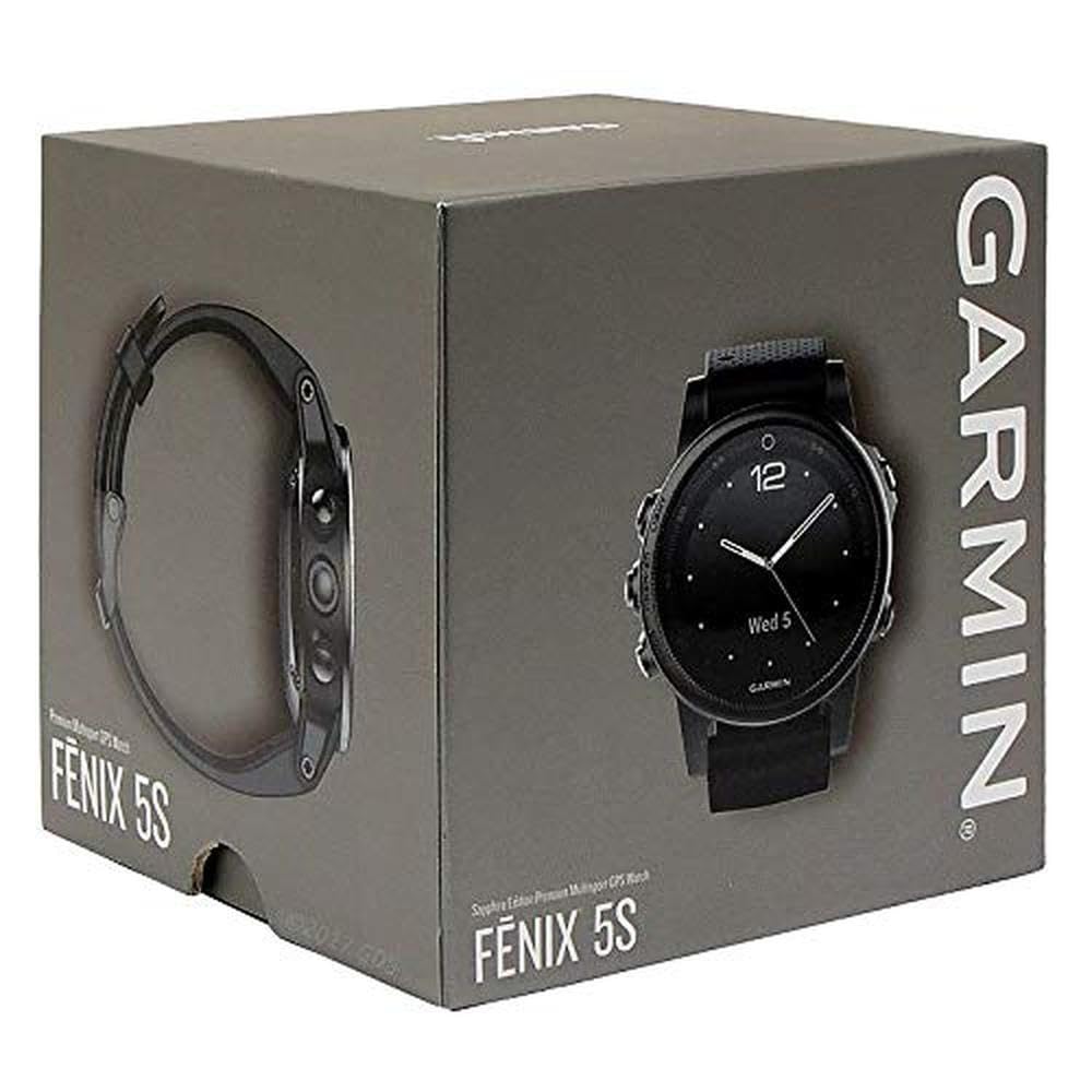 Garmin band-switch no-tools design makes changing looks effortless.