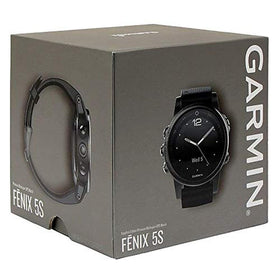 Garmin band-switch no-tools design makes changing looks effortless.
