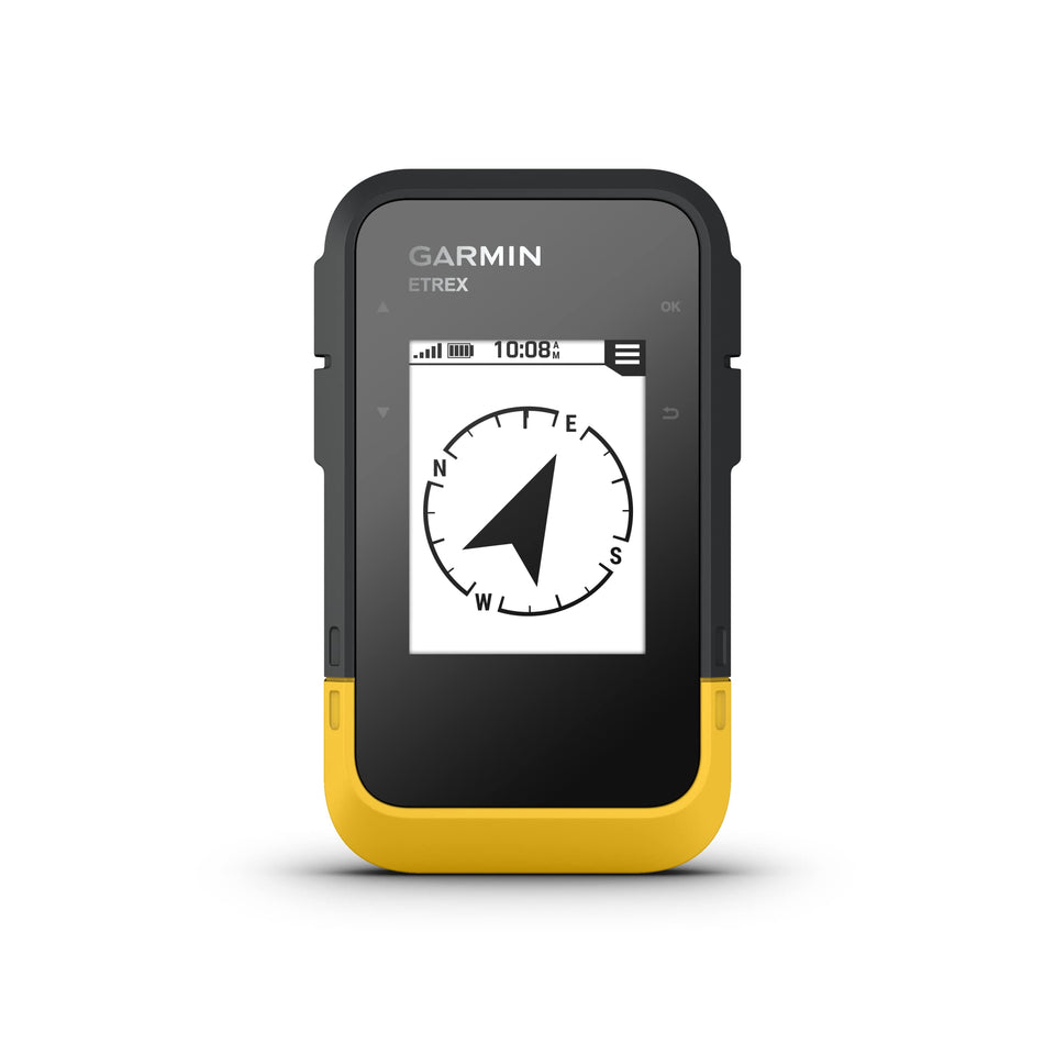 Garmin eTrex SE display in bright sun remains clear for quick waypoint checks.