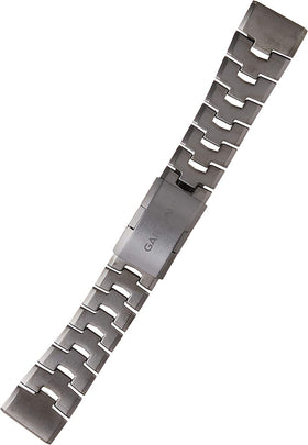 Garmin Quickfit Band leather strap enables quick, tool-free style changes.
