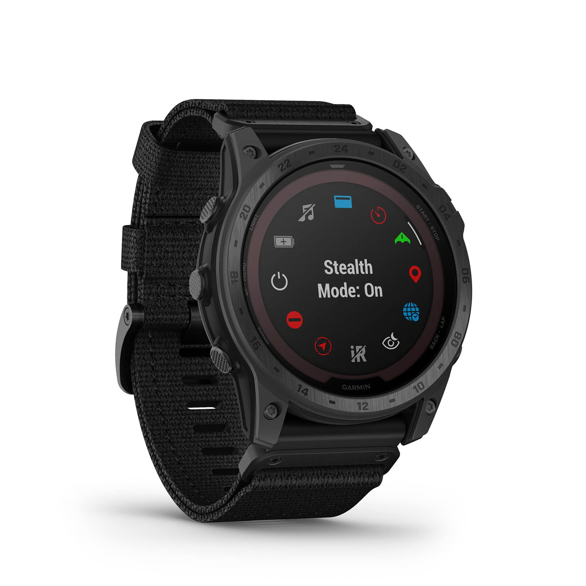 Garmin tactix 7 Pro Edition LED flashlight aids tasks in low light.