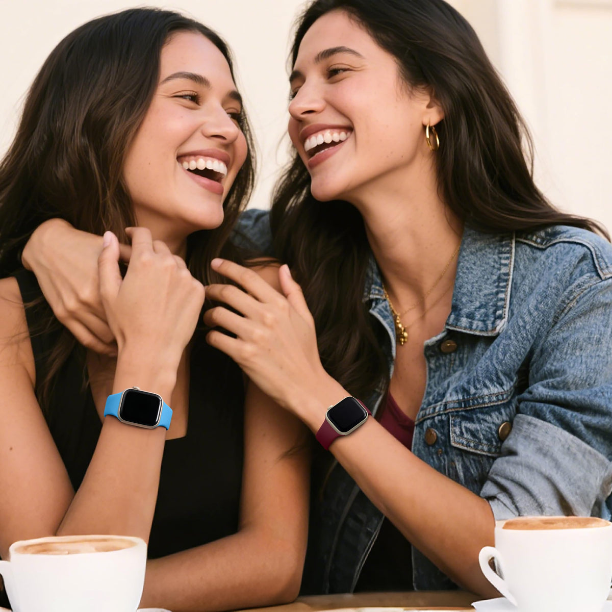 GEAK tool-free installation for fast bracelet changes.