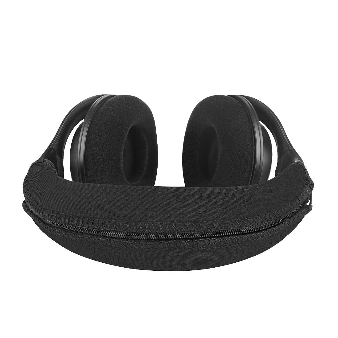Geekria package-included note mentions one headband cover for quick replacement.