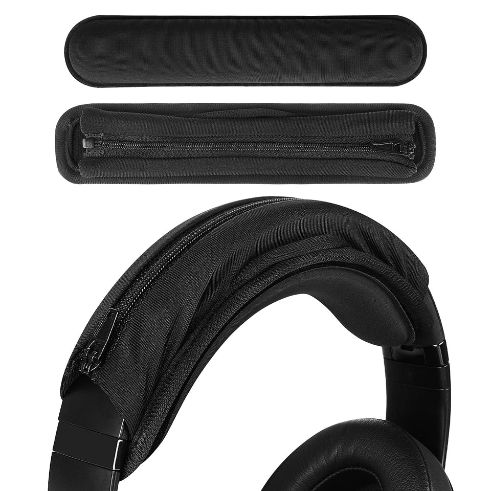 Geekria medium cooling-gel headband cover close-up shows soft, breathable material.