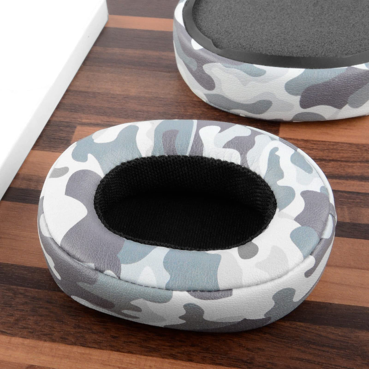 Geekria ear pads for Hesh ANC renews fit and comfort with quality materials.