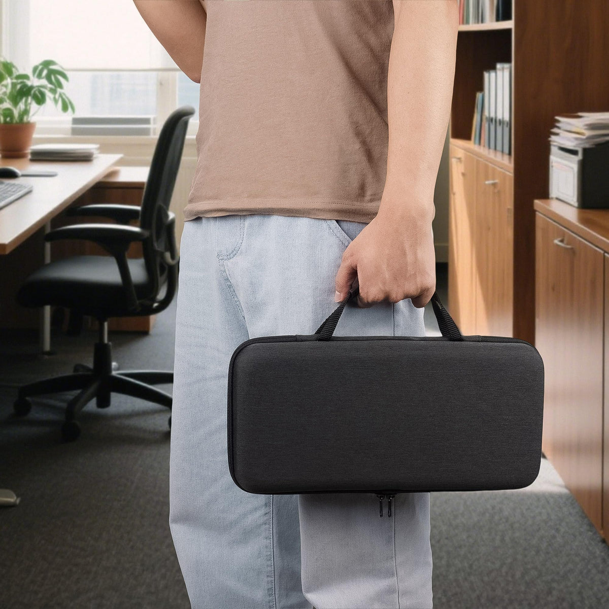 GEEKRIA case beside a compact keyboard showing fit for 75% 84-key boards and size clarity