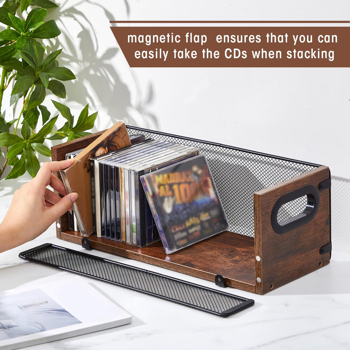 Geelin retro cassette tape display highlights nostalgic style for mixed media