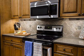 20A tamper-resistant receptacles on the TR Series for safe daily use.